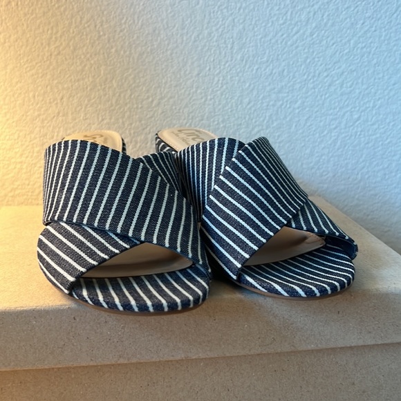 Circus by Sam Edelman Pinstripe denim blue Mules size 8.5 - Picture 4 of 11